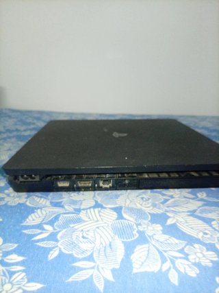 PS4 Slim 500GB Nero