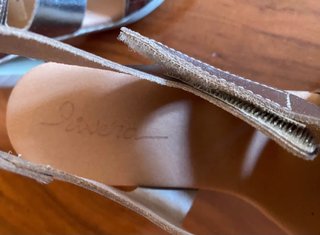 Sandalias tacón doradas Talla 40