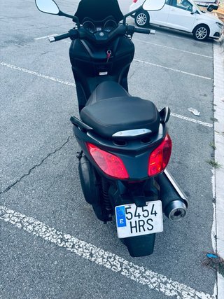 Yamaha XMAX 125