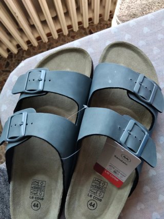 Sandali neri unisex taglia 44