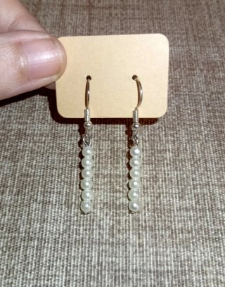 Pendientes perlas blancas y plata
