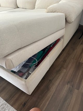 Sofá 4 plazas con chaiselongue
