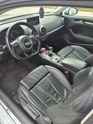 Audi A3 S-LINE S-TRONIC 180CV