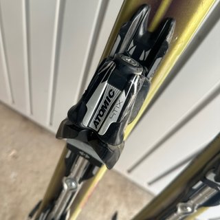 Sci Atomic Nomad con attacchi