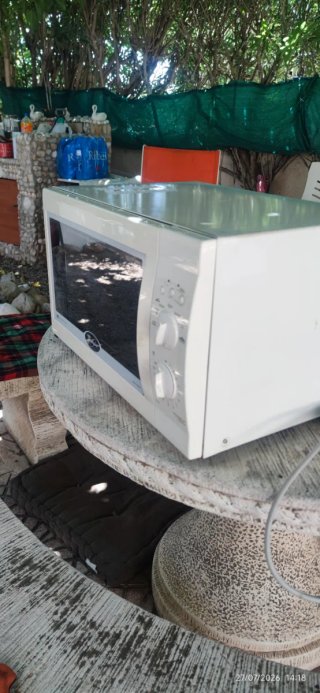 Microondas Whirlpool blanco
