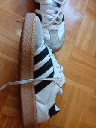 Zapatillas Adidas Samba Blancas y Negras