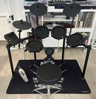 Batería Electrónica Alesis Nitro Mesh Kit + extras