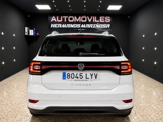 VOLKSWAGEN T-CROSS R-LINE · 2022 · SOLO 32.000 KM