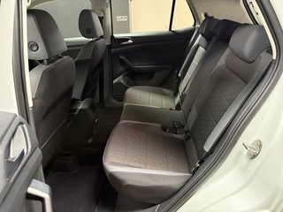 VOLKSWAGEN T-CROSS R-LINE · 2022 · SOLO 32.000 KM