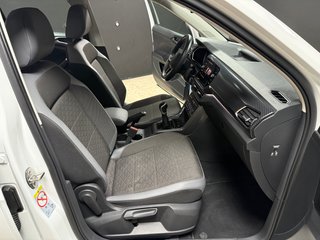 VOLKSWAGEN T-CROSS R-LINE · 2022 · SOLO 32.000 KM