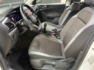 VOLKSWAGEN T-CROSS R-LINE · 2022 · SOLO 32.000 KM