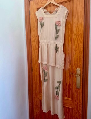Zara Viral Vestido Flores en Relieve Marfil