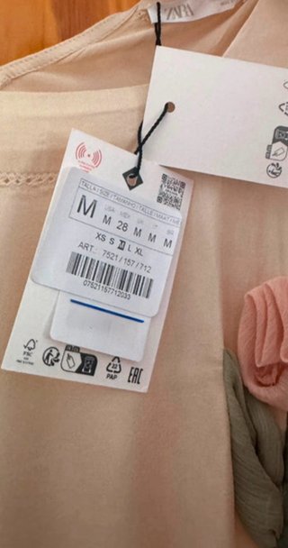 Zara Viral Vestido Flores en Relieve Marfil