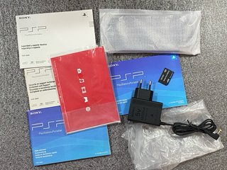 Nueva Consola PSP-3004 PB Bundle Football Edition