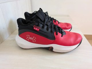 Botas de Baloncesto Under Armour