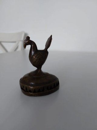 Sonajero de bronce antiguo
