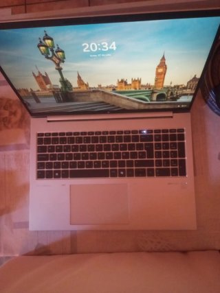HP EliteBook 845 G11 AMD Ryzen 5, 16 GB RAM