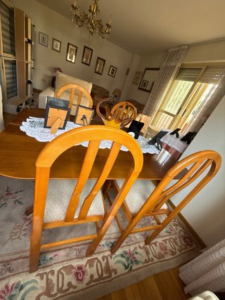 Mesa Comedor Madera + 4 Sillas