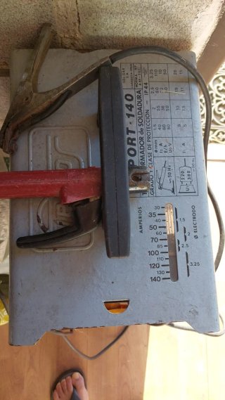 Soldadora Solcar Export 140 (220V/380V)