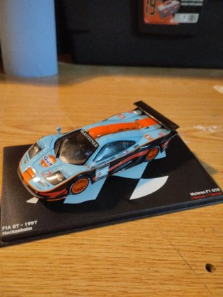 McLaren F1 GTR Gulf 1:43