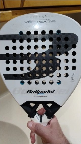 Bullpadel Vertex 05 2026. Perfecto estado