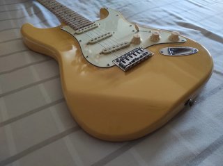 Guitarra Stratocaster