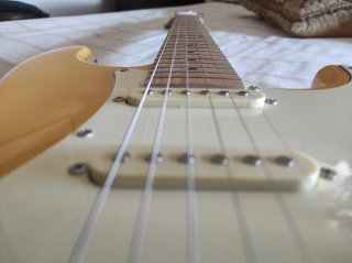 Guitarra Stratocaster