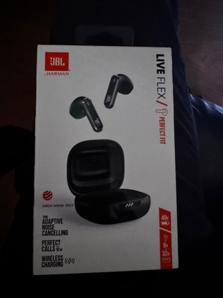 Fones JBL Live Flex Preto