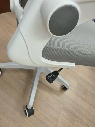 Silla de escritorio gris