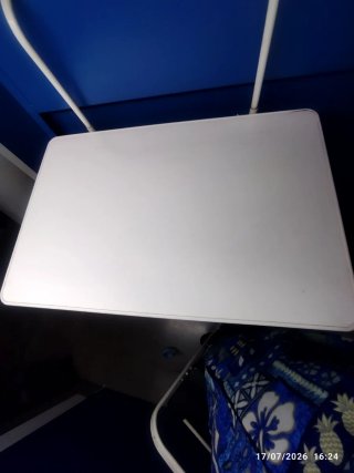 Mesa abatible para barandilla
