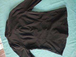 Camisa Negra Forget Me Not con Detalles Vaqueros