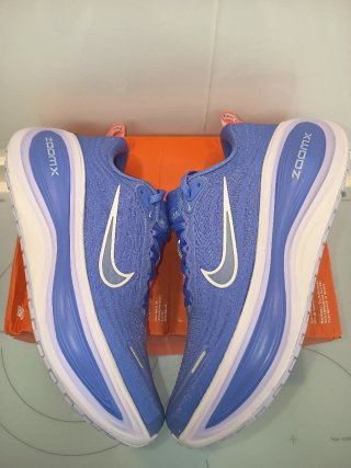 Nike Vomero Plus Talla 42.5 Azul