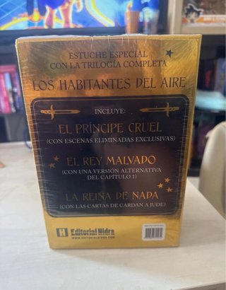 ESTUCHE ESPECIAL LOS HABITANTES DEL AIRE (EDICI...