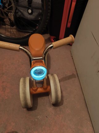 Triciclo Bravold con luz