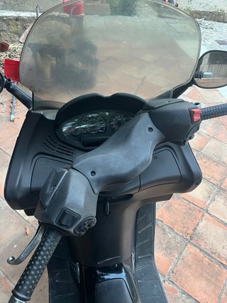 Piaggio X8 Premium Negra
