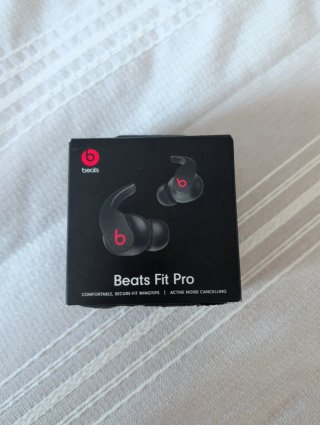 Beats Fit Pro Negro/Rojo