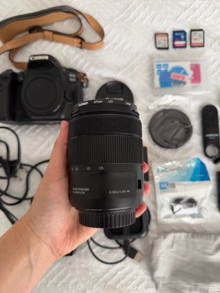 Canon EOS 90D + Objetivo 18-135mm + Accesorios
