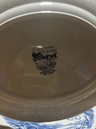Vajilla de cerámica azul y blanca  Johnson Bross