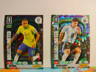 Cromos Adrenalyn Raphinha y Julián Álvarez 2026.