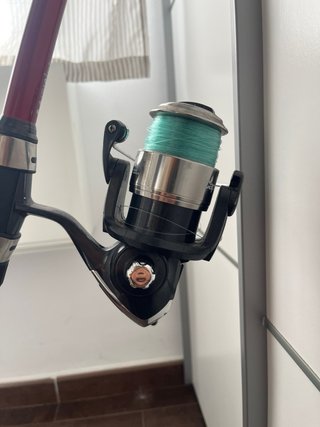 Caña de pesca Symbios 3,90m con carrete Caperlan.
