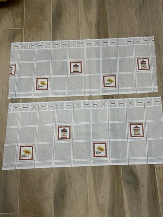 Set Tende Beige e Bianche con Motivo Floreale