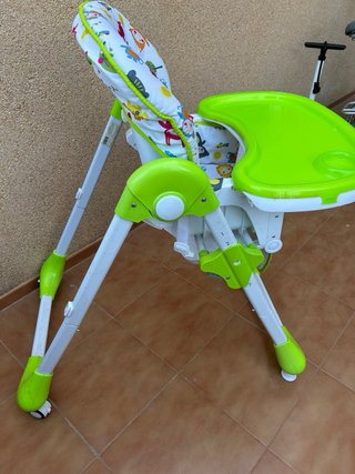 Trona para bebé con estampado infantil