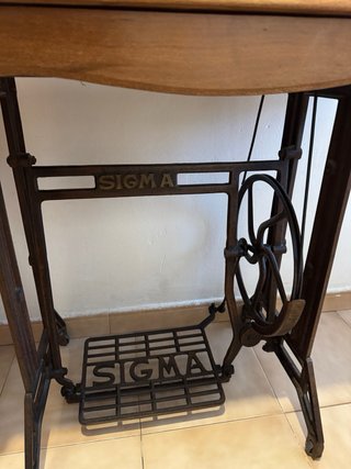 Máquina de coser antigua Sigma