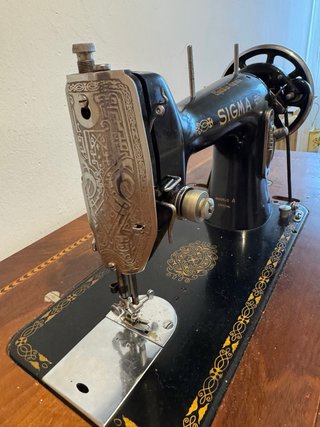 Máquina de coser antigua Sigma