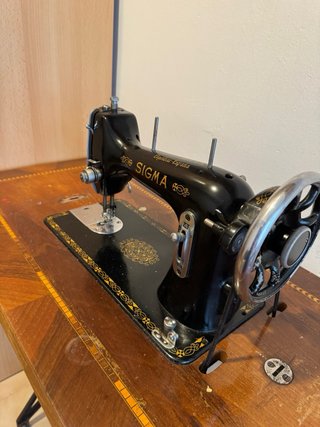 Máquina de coser antigua Sigma