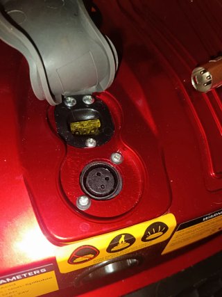 Scooter movilidad reducida eléctrico rojo