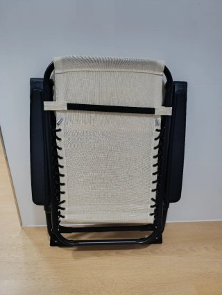 Tumbona reclinable exterior beige y negra