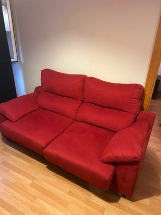 Sofá rojo de tela con asientos que se sacan!