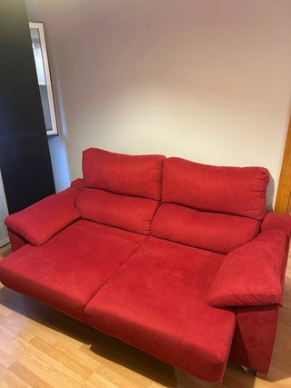 Sofá rojo de tela con asientos que se sacan!