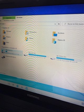 Portátil Compaq Presario CQ57 15.6 300GB 2GB RAM